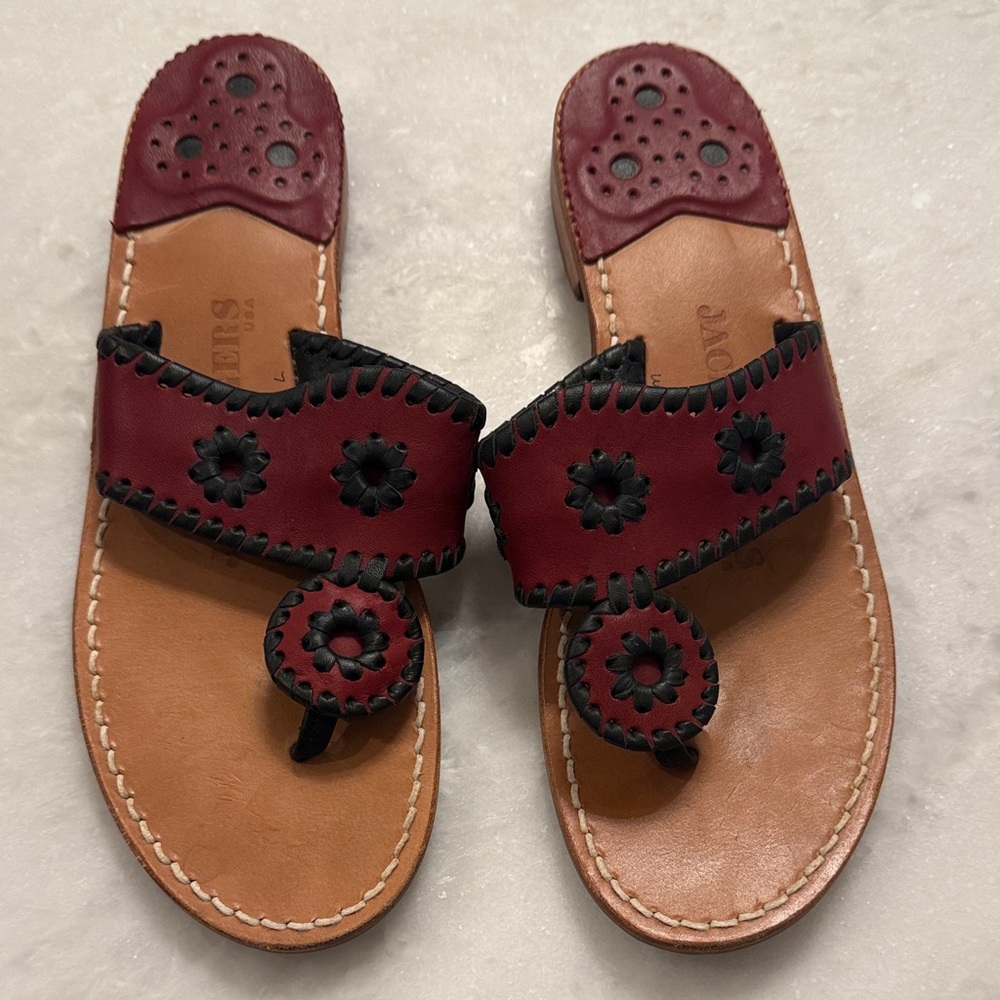 Jack Rogers Maroon Garnet & Black Signature Flat Sandals 7 FSU Gamecocks